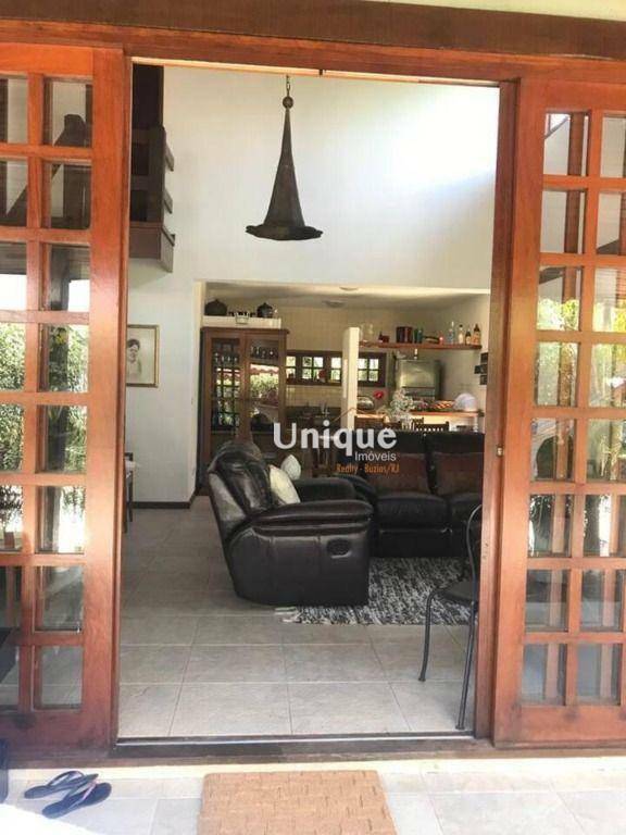 Casa de Condomínio à venda com 4 quartos, 200m² - Foto 5