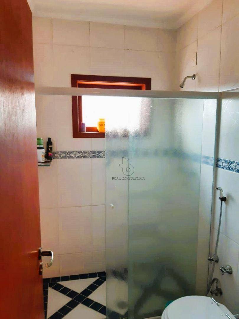 Sobrado à venda com 4 quartos, 250m² - Foto 18