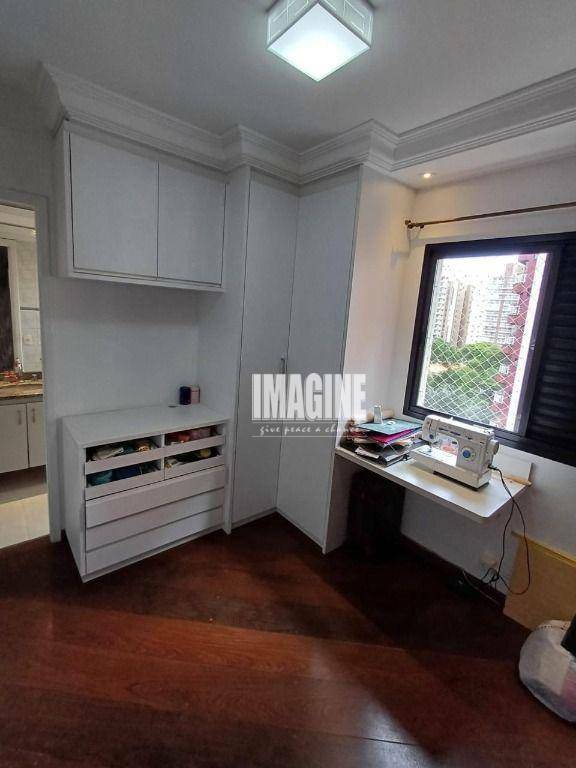 Apartamento à venda com 3 quartos, 151m² - Foto 5