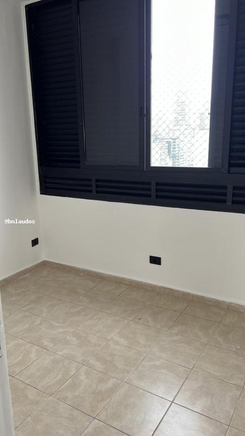 Apartamento para alugar com 2 quartos, 70m² - Foto 13