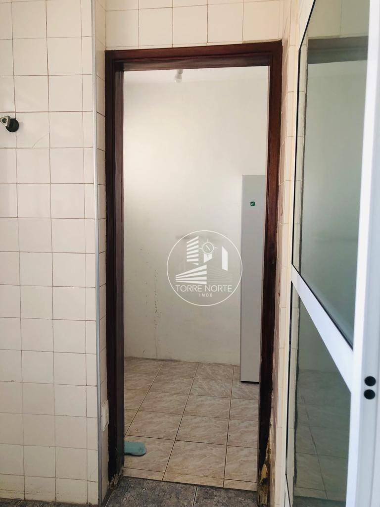 Apartamento à venda com 3 quartos, 100m² - Foto 11