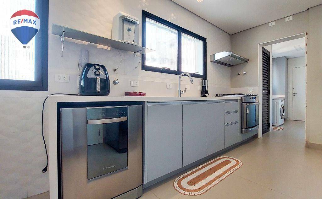 Apartamento à venda com 3 quartos, 187m² - Foto 14