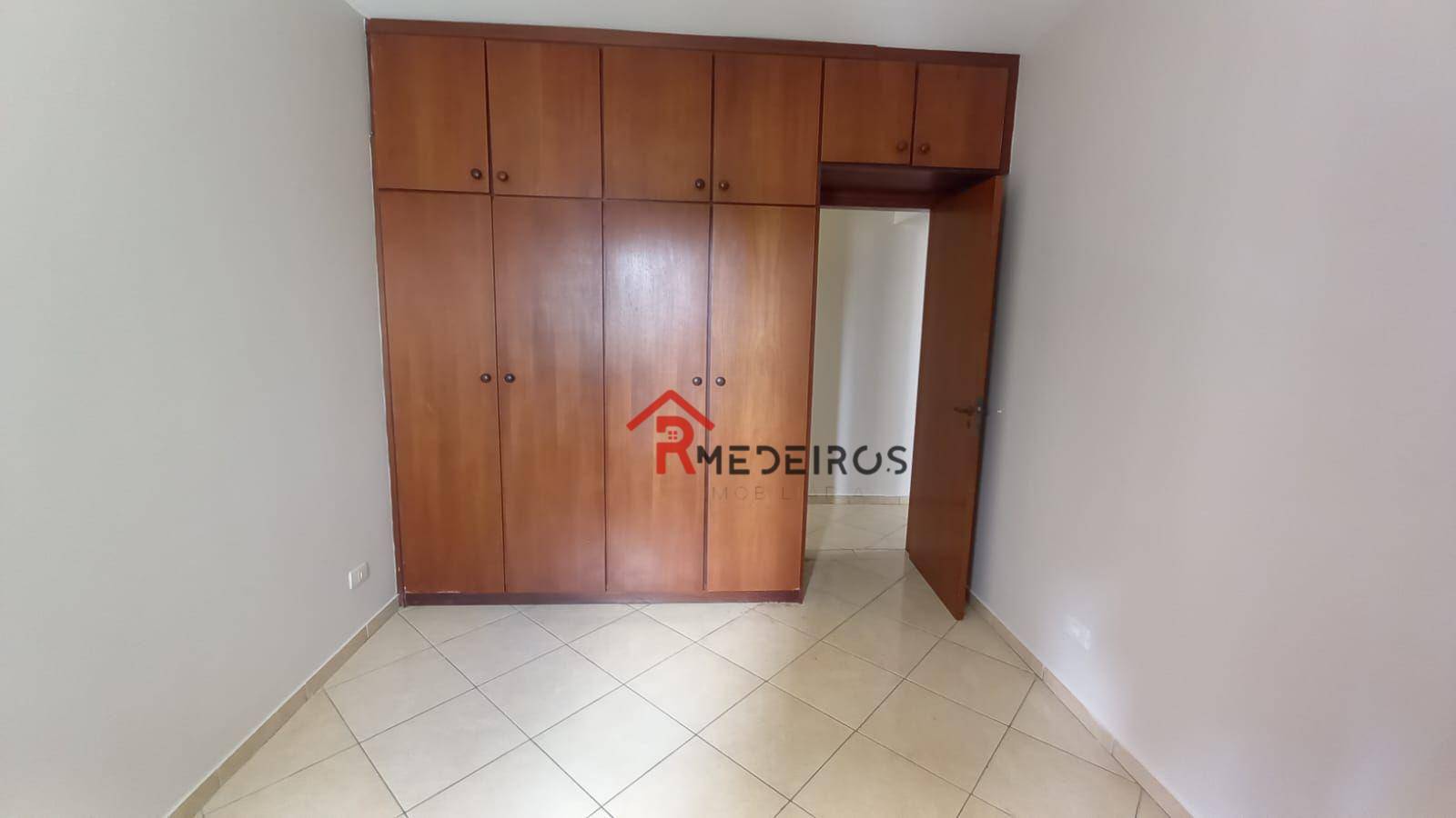 Apartamento para alugar com 2 quartos, 80m² - Foto 18