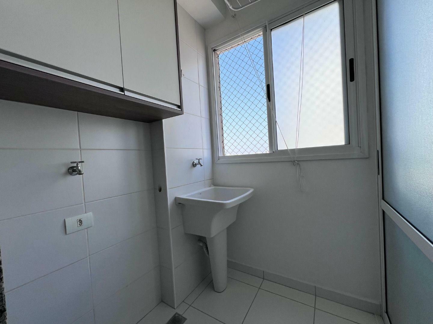 Apartamento à venda com 2 quartos, 53m² - Foto 8