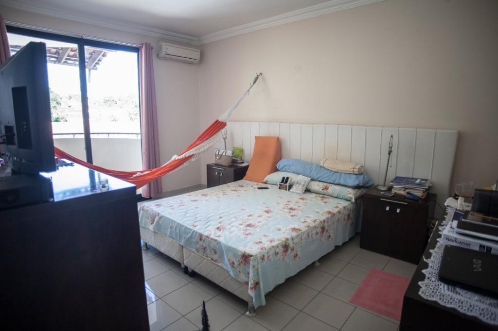 Casa de Condomínio à venda com 4 quartos, 300m² - Foto 21