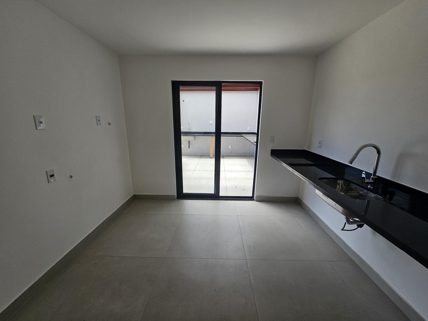 Casa à venda com 5 quartos, 262m² - Foto 15