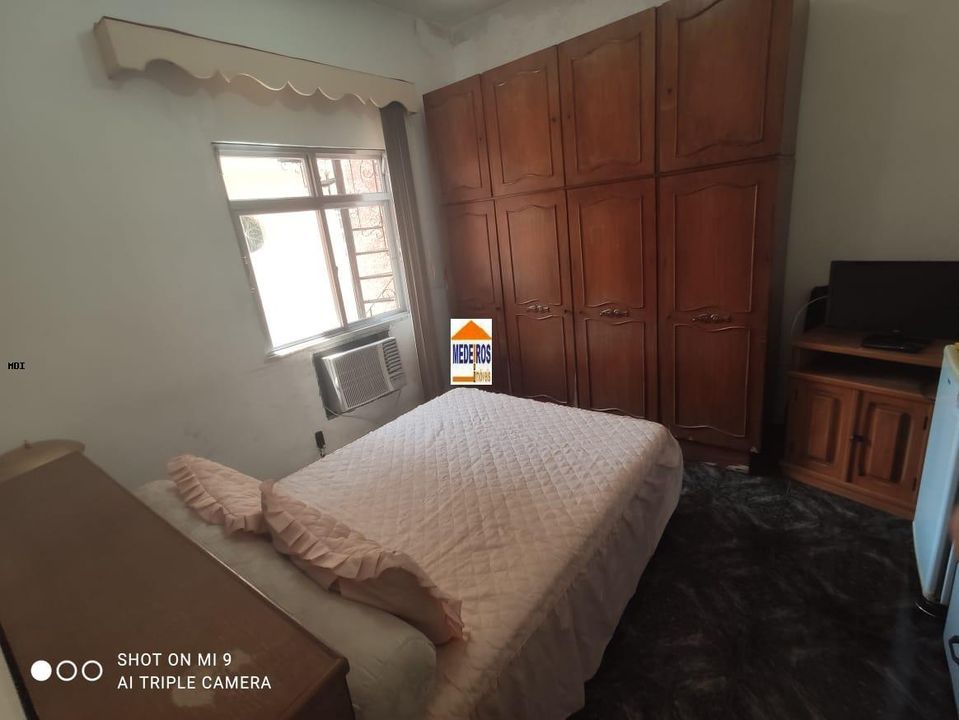 Casa à venda com 4 quartos, 200m² - Foto 13