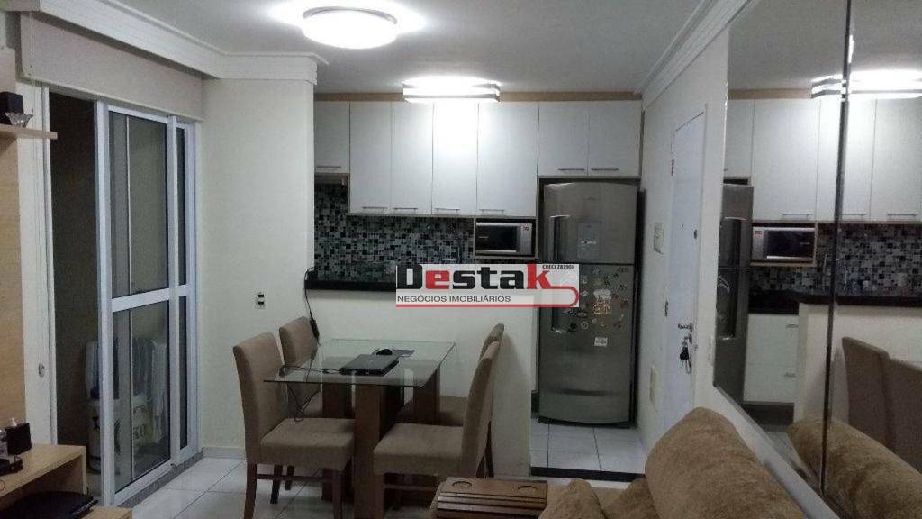 Apartamento à venda com 2 quartos, 54m² - Foto 10