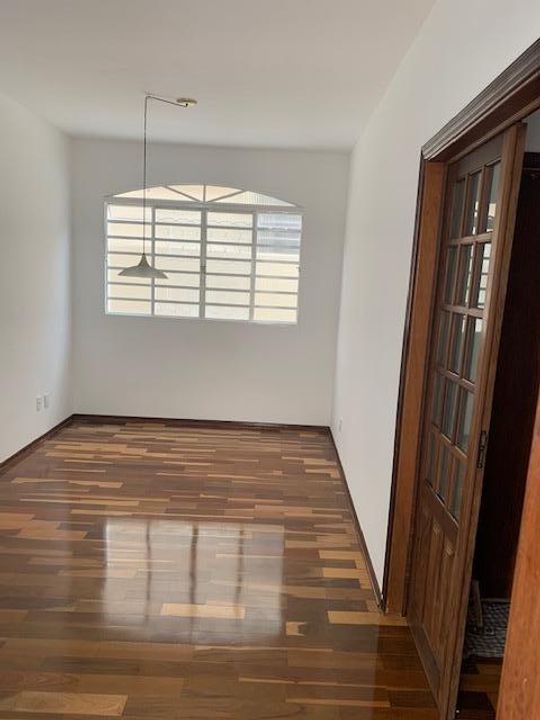 Casa à venda com 3 quartos, 210m² - Foto 17