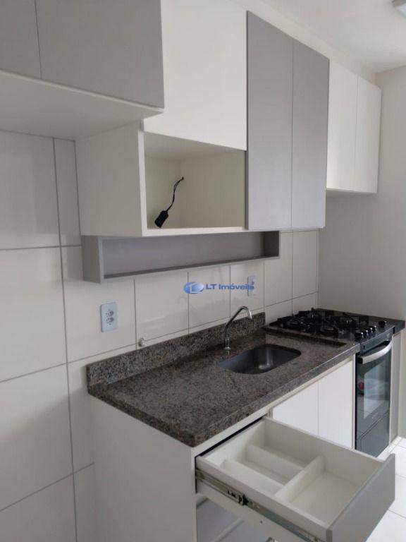 Apartamento para alugar com 2 quartos, 45m² - Foto 3