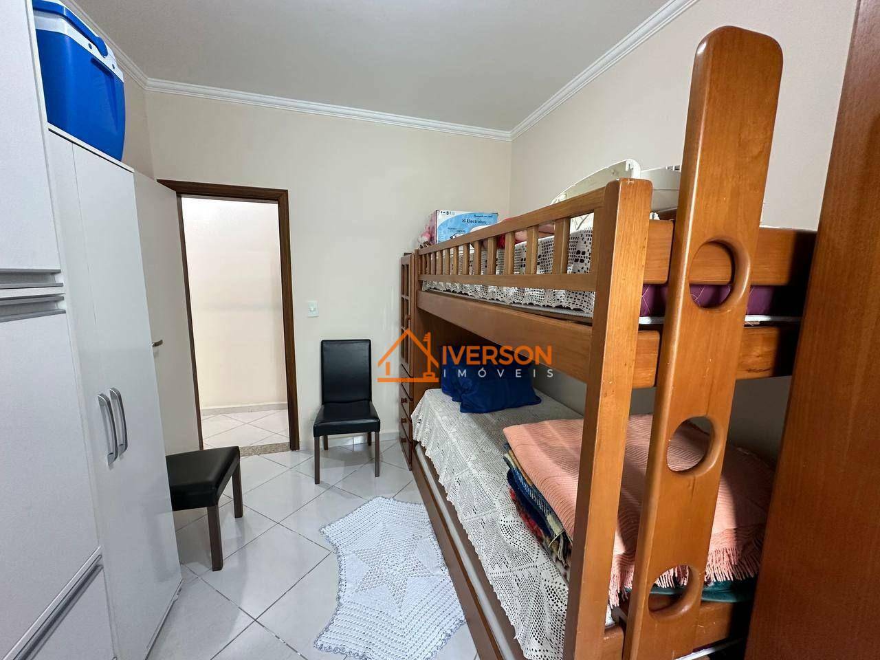 Casa à venda com 3 quartos, 136m² - Foto 13