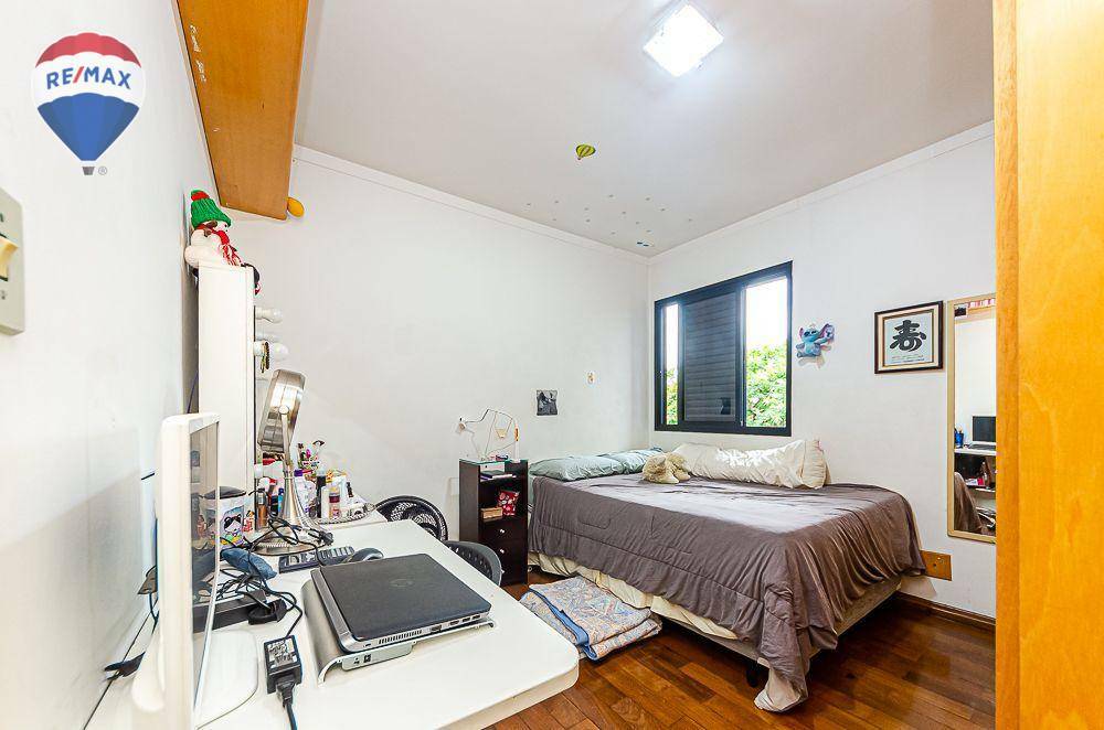 Apartamento à venda com 3 quartos, 121m² - Foto 12