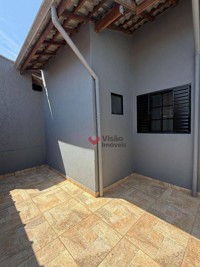 Casa à venda com 2 quartos, 70m² - Foto 20