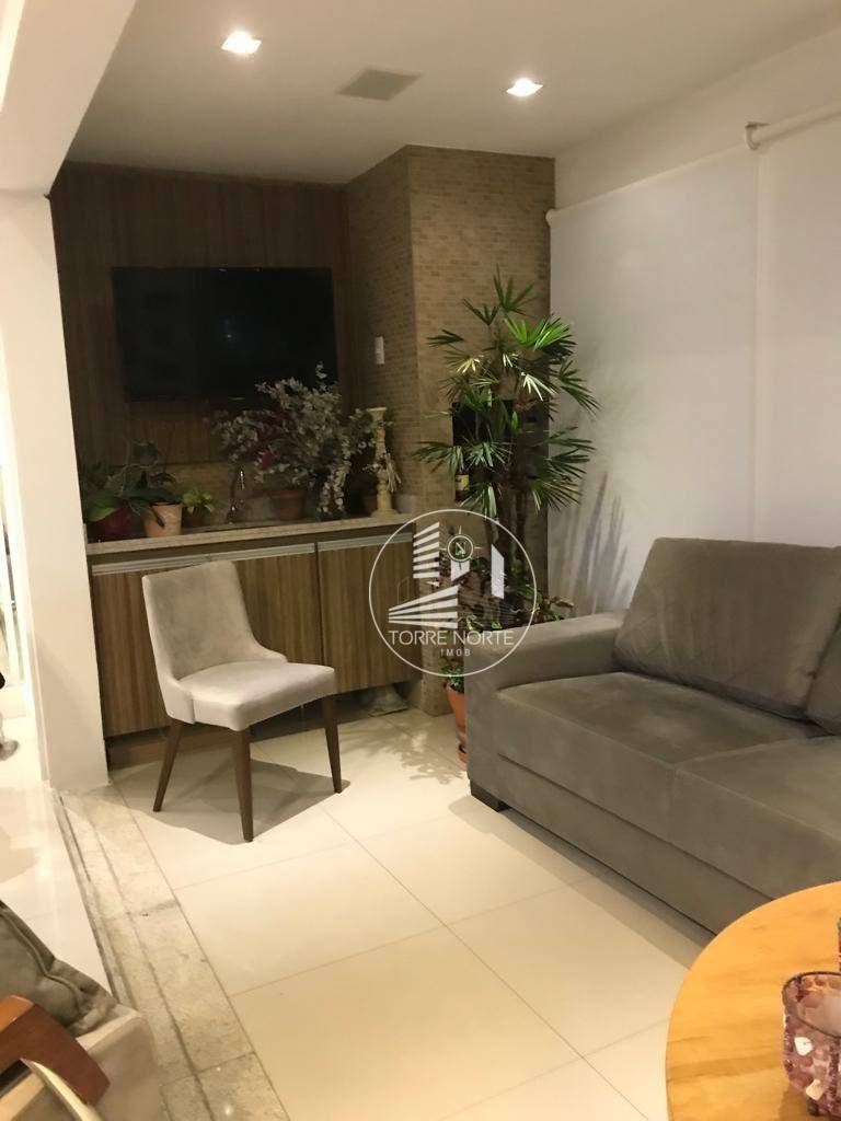 Apartamento à venda com 3 quartos, 96m² - Foto 12