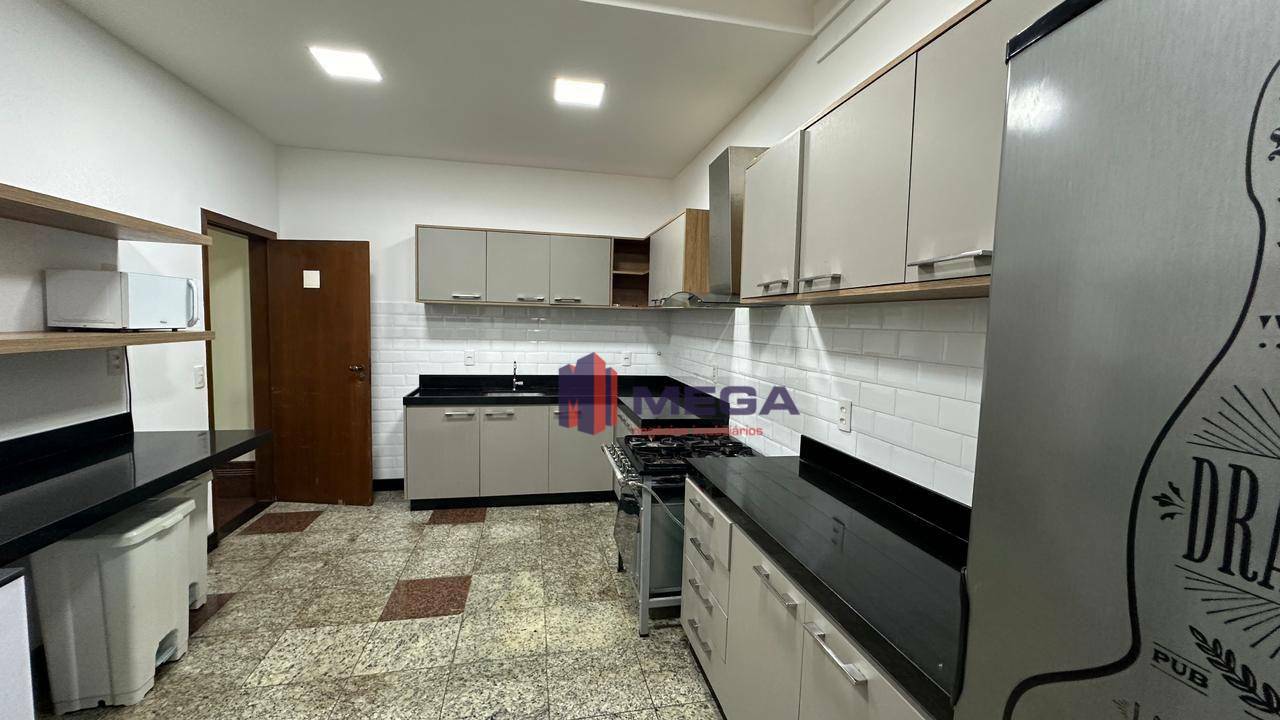 Apartamento à venda com 4 quartos, 250m² - Foto 40