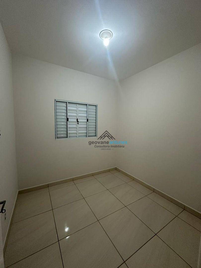 Casa para alugar com 3 quartos, 120m² - Foto 10