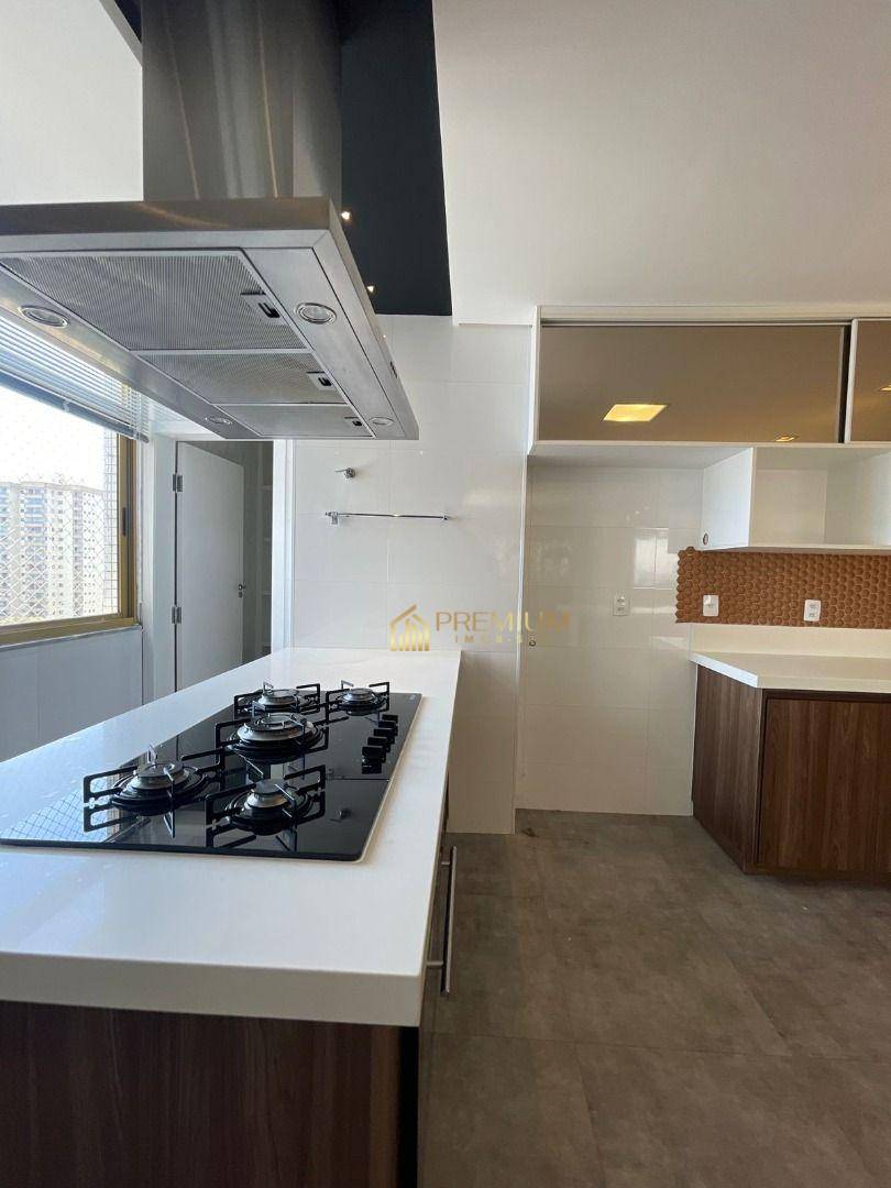 Apartamento à venda com 3 quartos, 220m² - Foto 8