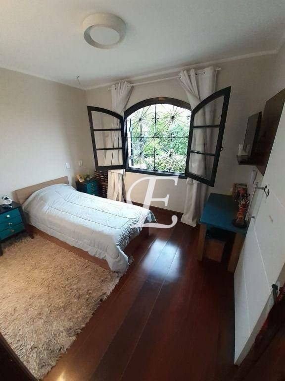 Casa de Condomínio à venda com 4 quartos, 320m² - Foto 33