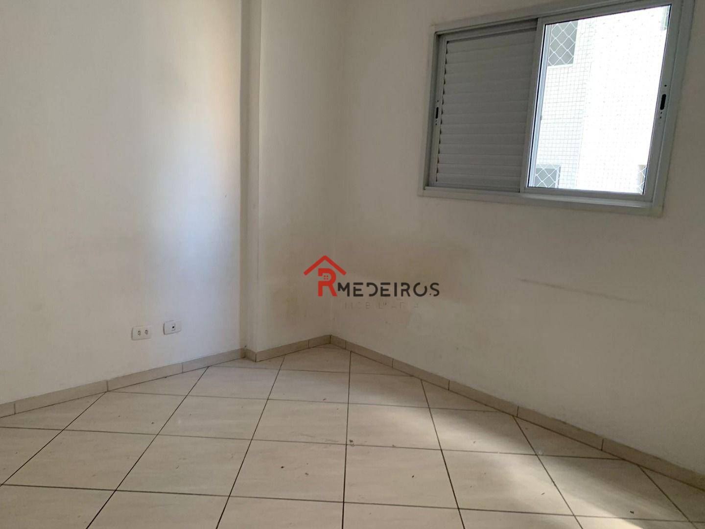 Apartamento à venda com 3 quartos, 116m² - Foto 12