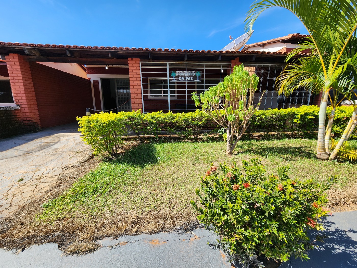Casa para alugar com 3 quartos, 80m² - Foto 1