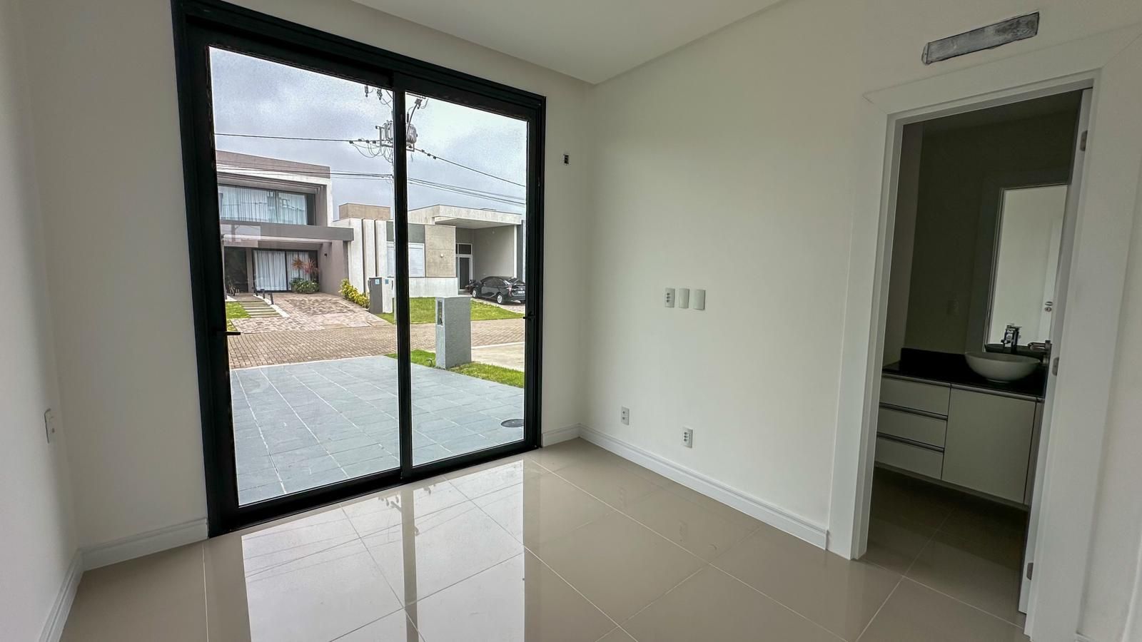 Casa de Condomínio à venda com 4 quartos, 205m² - Foto 29