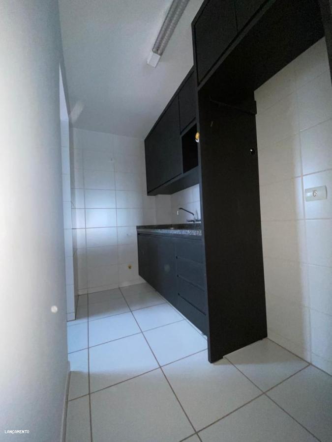 Apartamento à venda com 3 quartos, 81m² - Foto 4