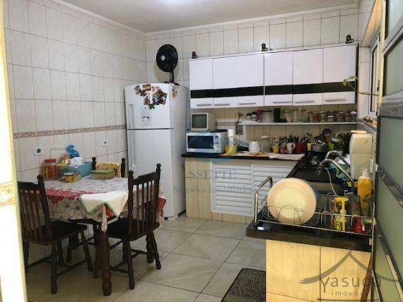 Sobrado à venda com 3 quartos, 98m² - Foto 14