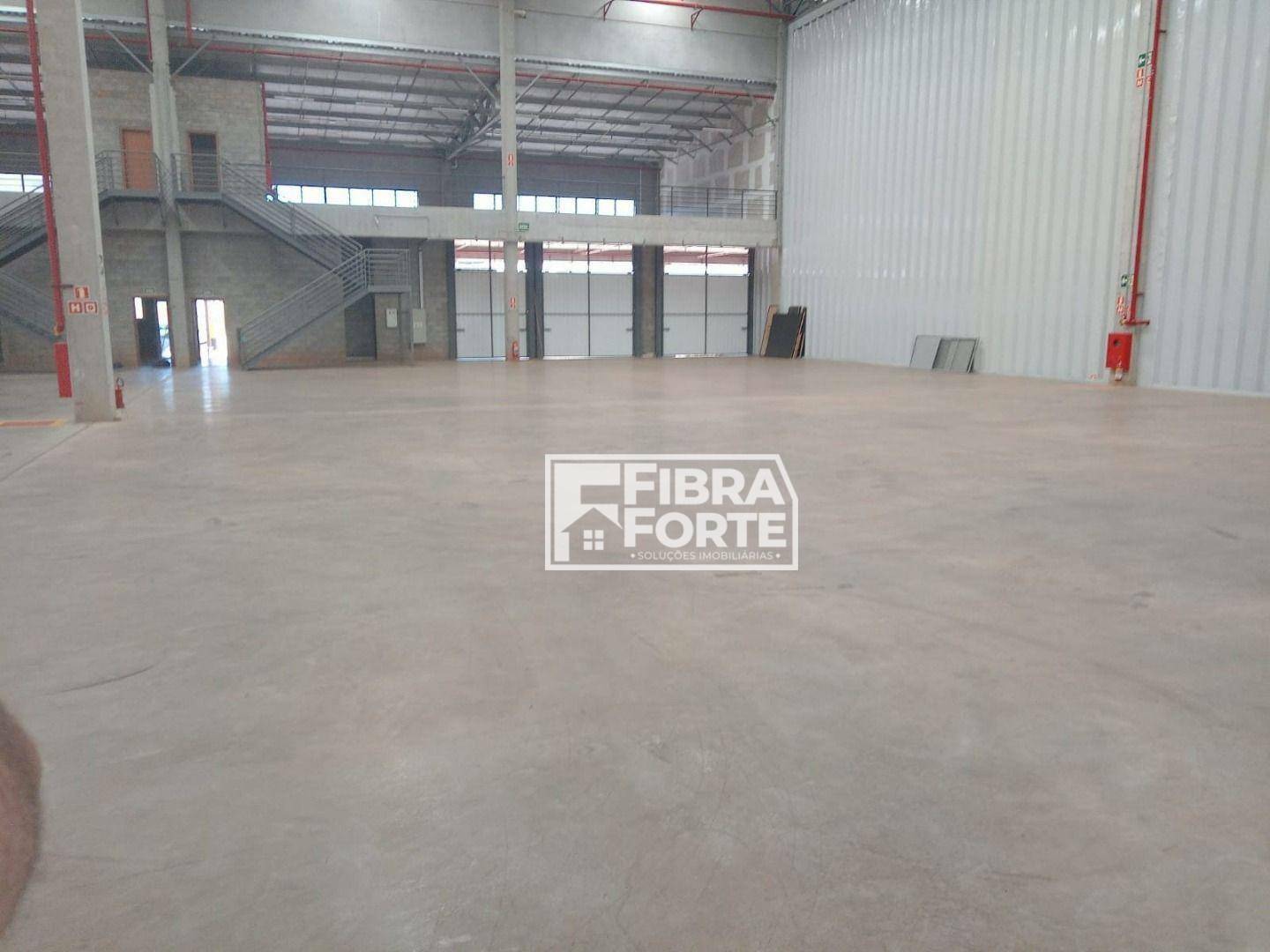 Depósito-Galpão-Armazém para alugar, 1350m² - Foto 3