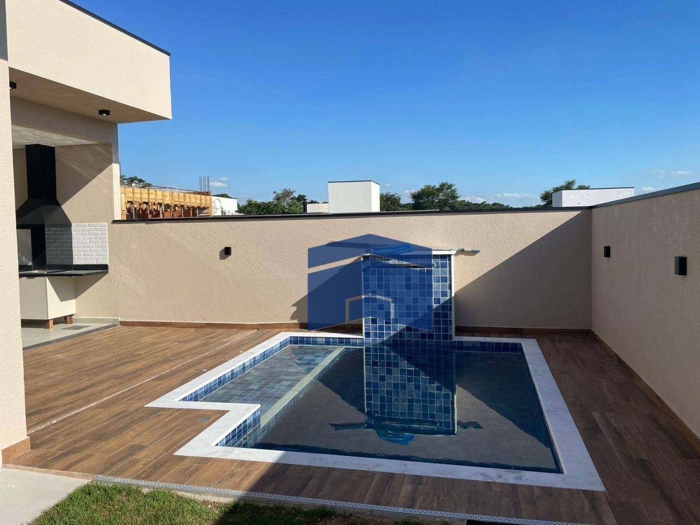 Casa de Condomínio à venda com 3 quartos, 200m² - Foto 1