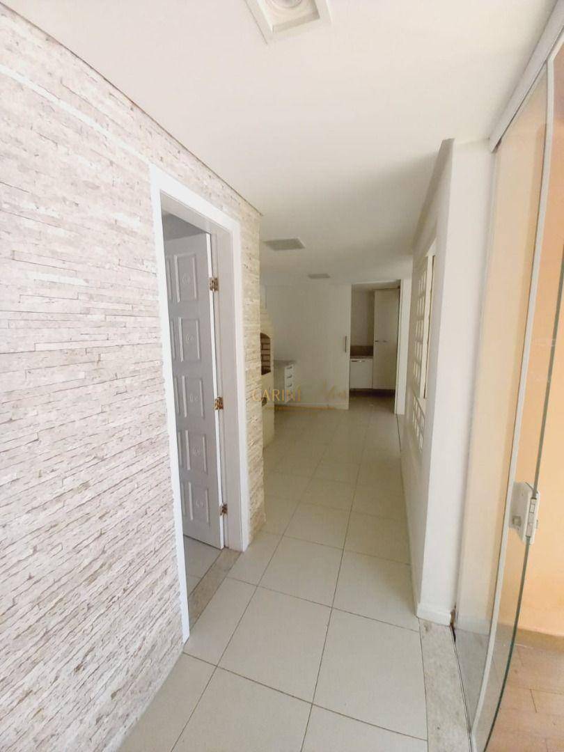 Apartamento à venda com 3 quartos, 115m² - Foto 18