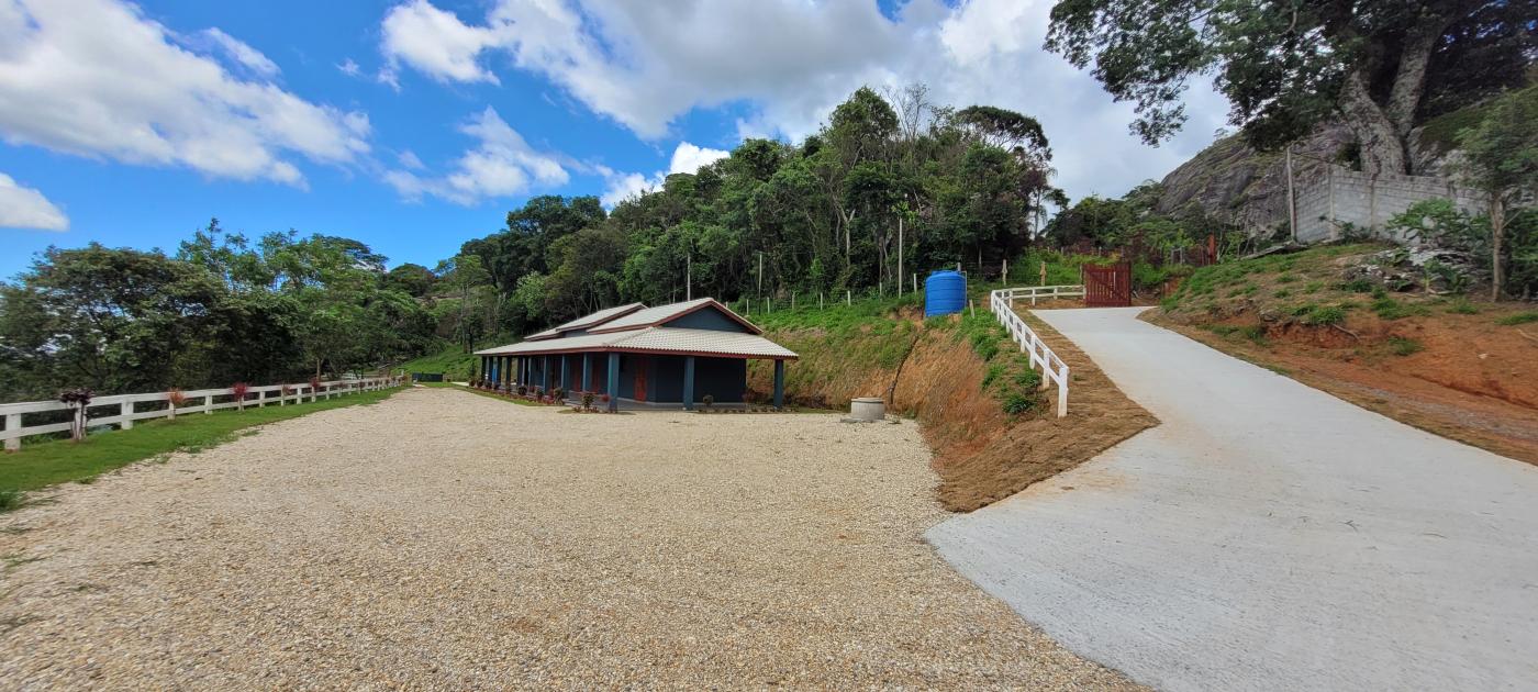 Fazenda à venda com 3 quartos, 10124m² - Foto 2