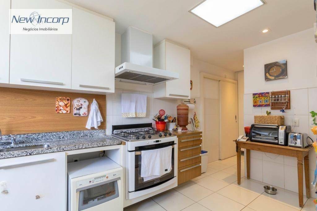 Apartamento à venda com 3 quartos, 178m² - Foto 10