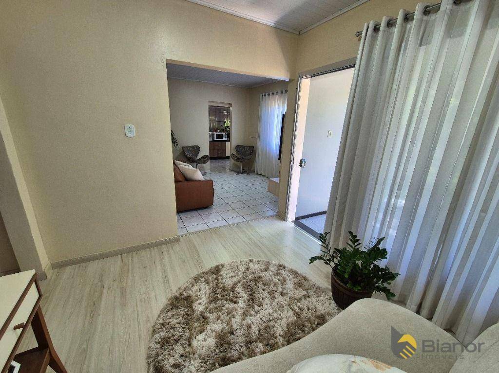 Casa à venda com 3 quartos, 140m² - Foto 8