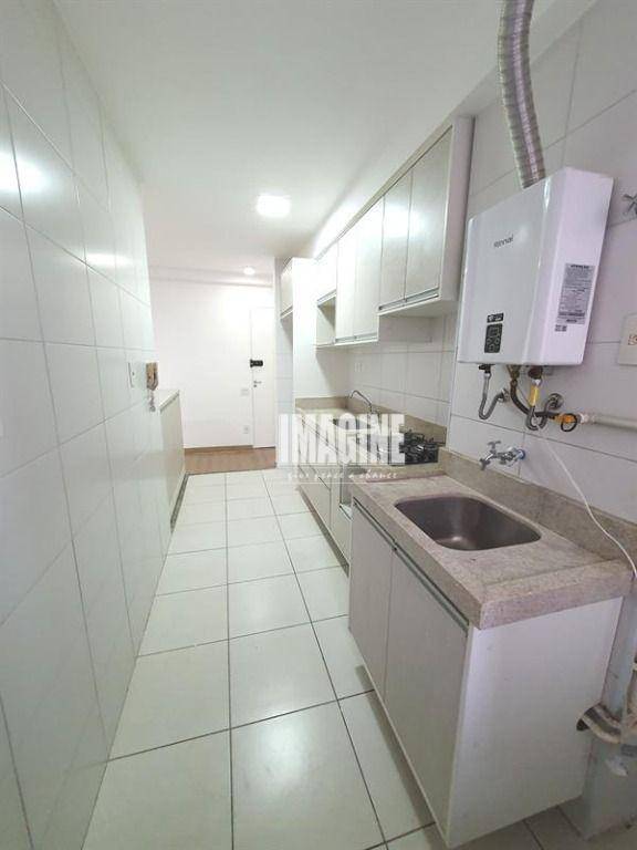 Apartamento à venda com 2 quartos, 60m² - Foto 7