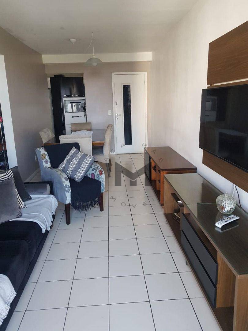 Apartamento à venda com 3 quartos, 80m² - Foto 4