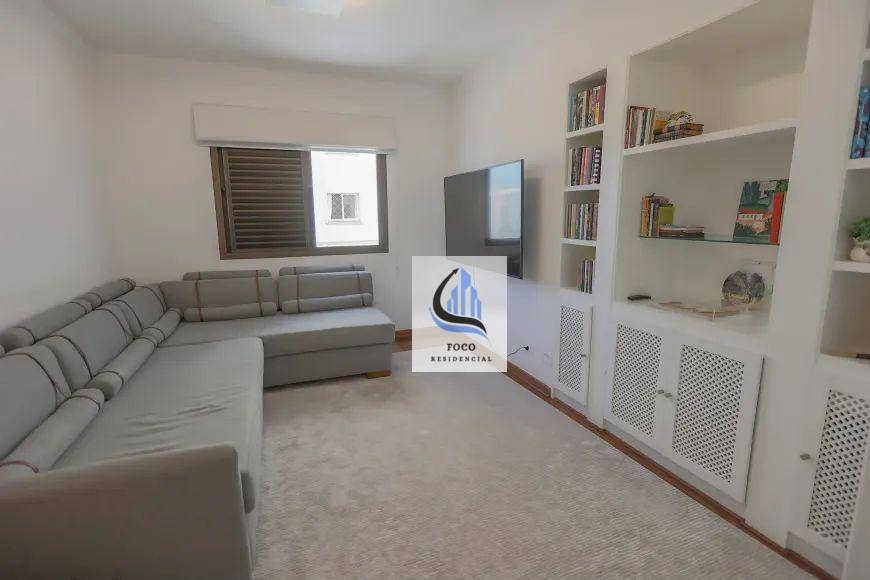 Apartamento à venda com 3 quartos, 227m² - Foto 6