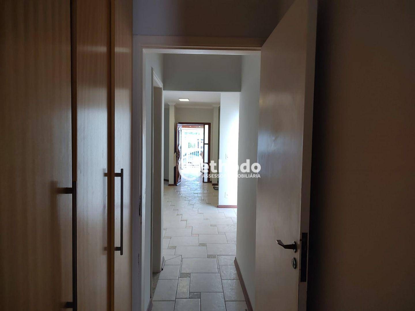 Casa para alugar com 3 quartos, 150m² - Foto 14