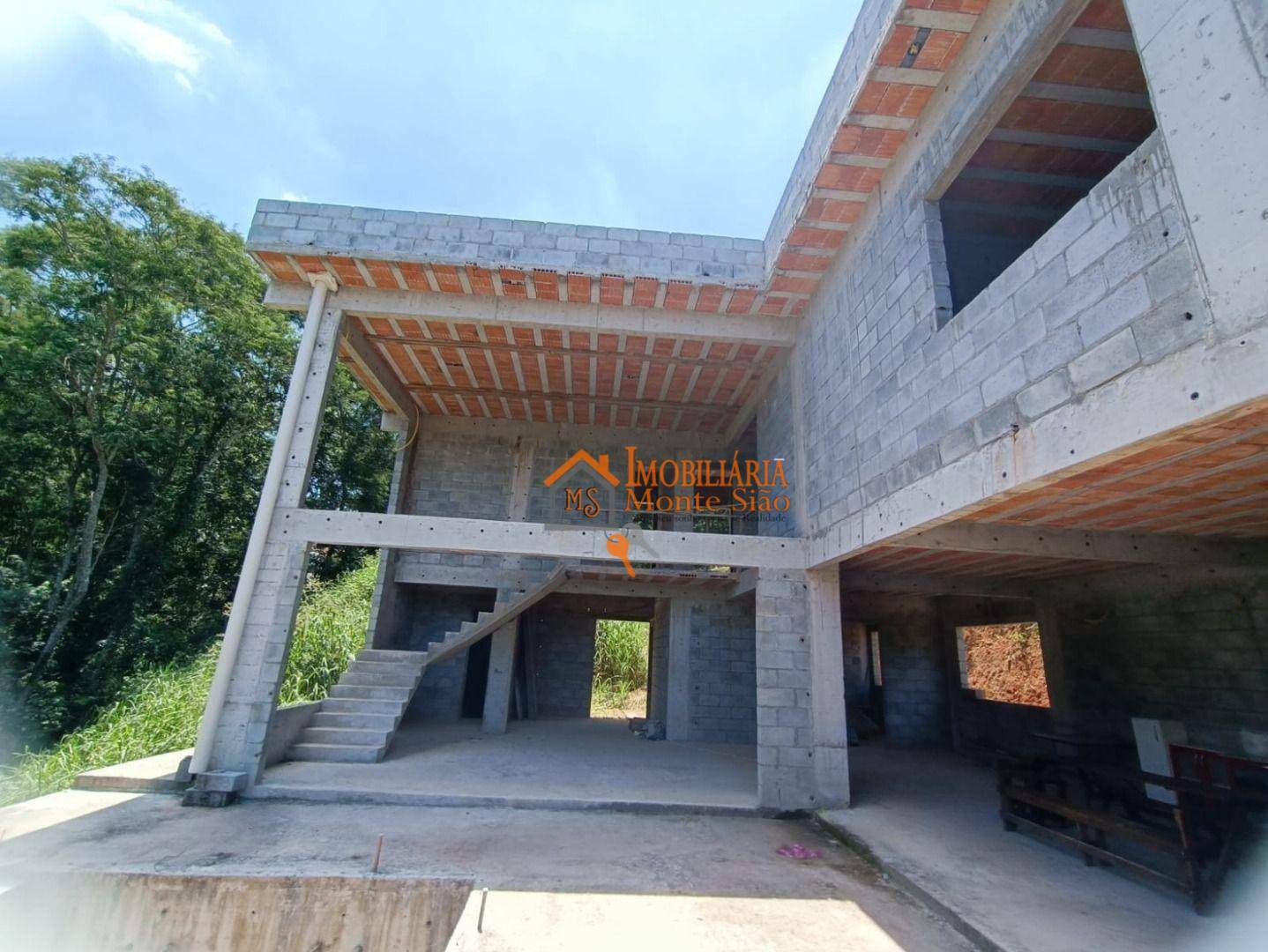 Sobrado à venda com 3 quartos, 215m² - Foto 2