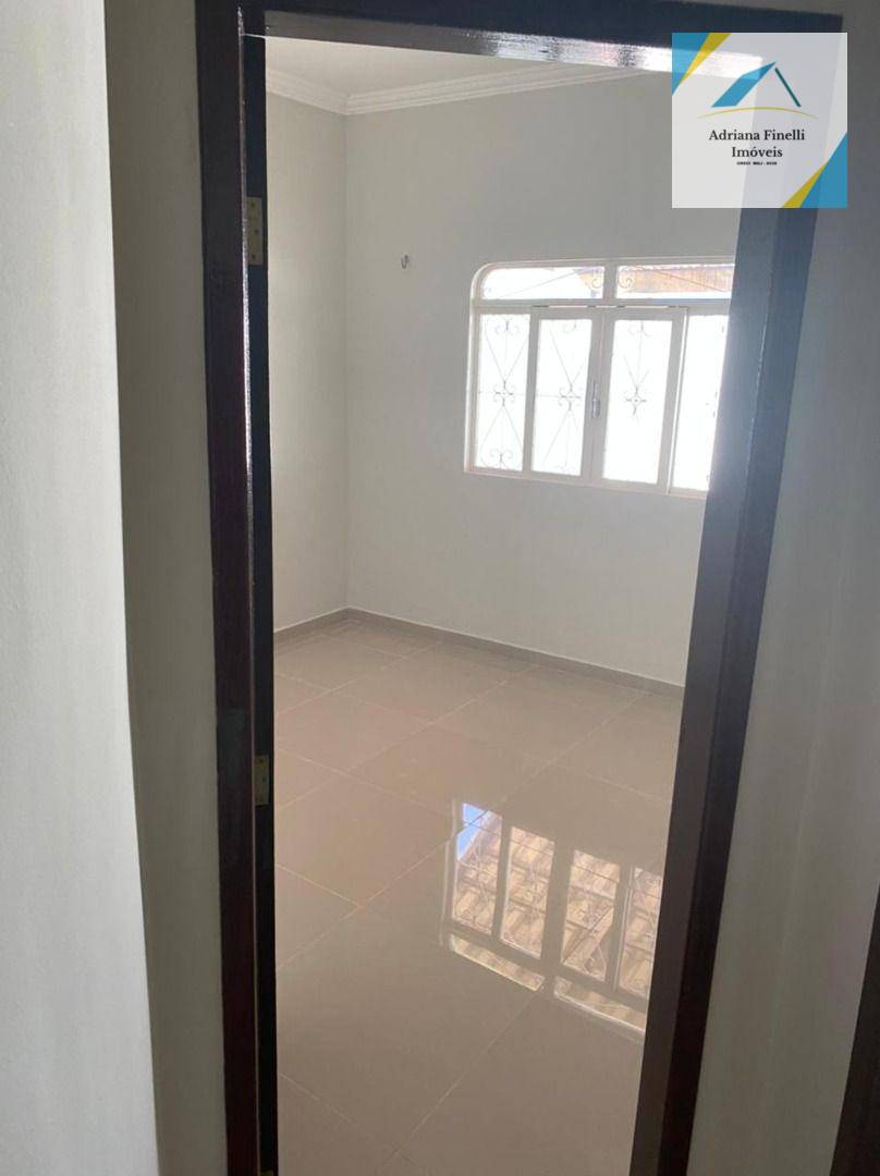 Casa à venda com 3 quartos, 130m² - Foto 4