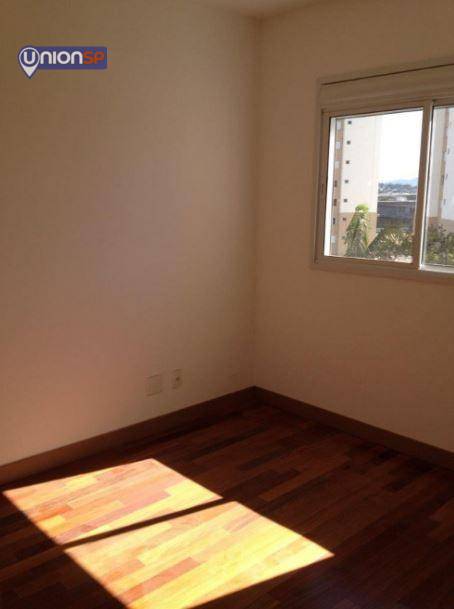 Apartamento à venda com 3 quartos, 121m² - Foto 7