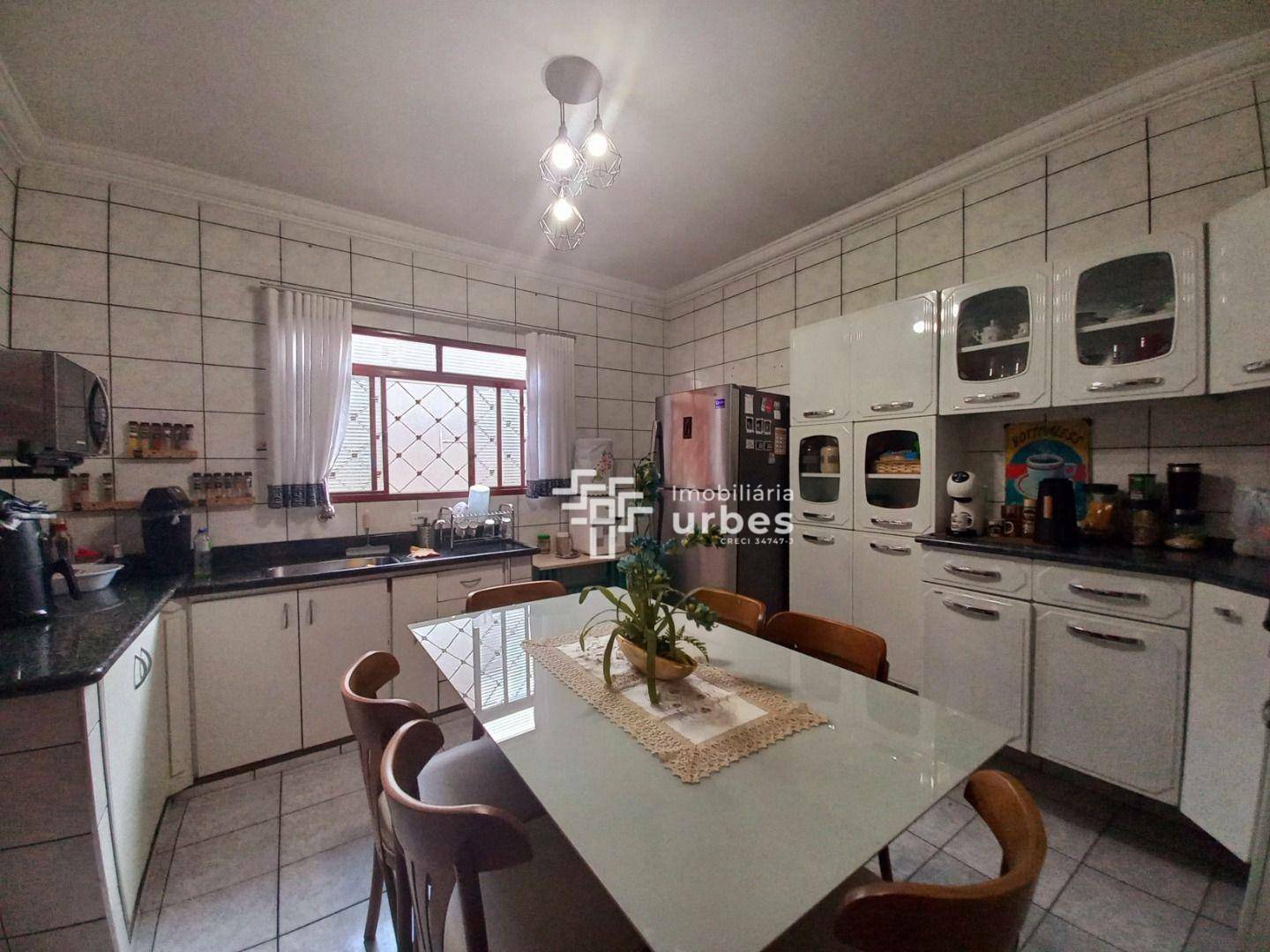 Casa à venda com 3 quartos, 130m² - Foto 13