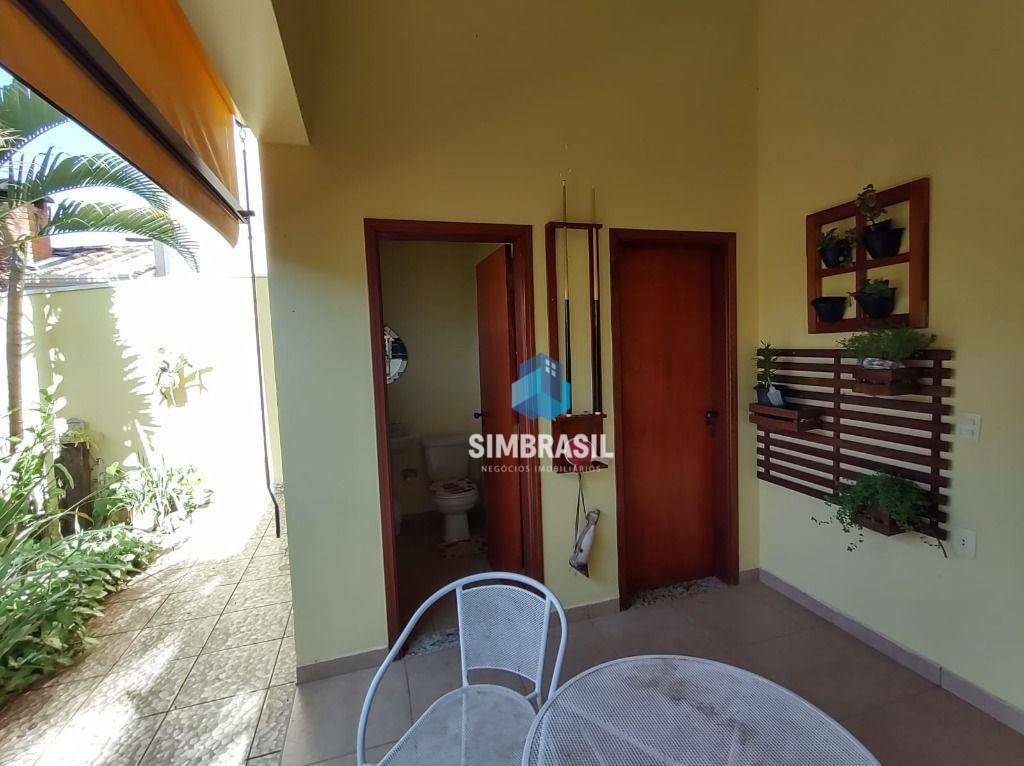 Casa à venda com 3 quartos, 194m² - Foto 33