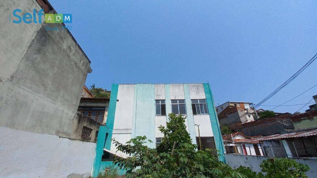 Casa de Condomínio para alugar com 6 quartos, 790m² - Foto 2