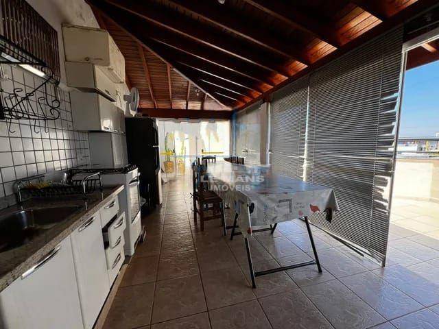 Apartamento à venda com 2 quartos, 150m² - Foto 2