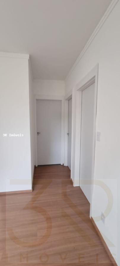 Apartamento para alugar com 2 quartos, 42m² - Foto 11