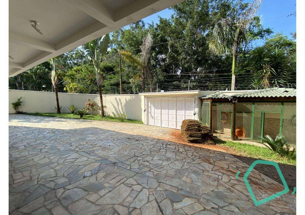 Casa de Condomínio para alugar com 3 quartos, 500m² - Foto 47