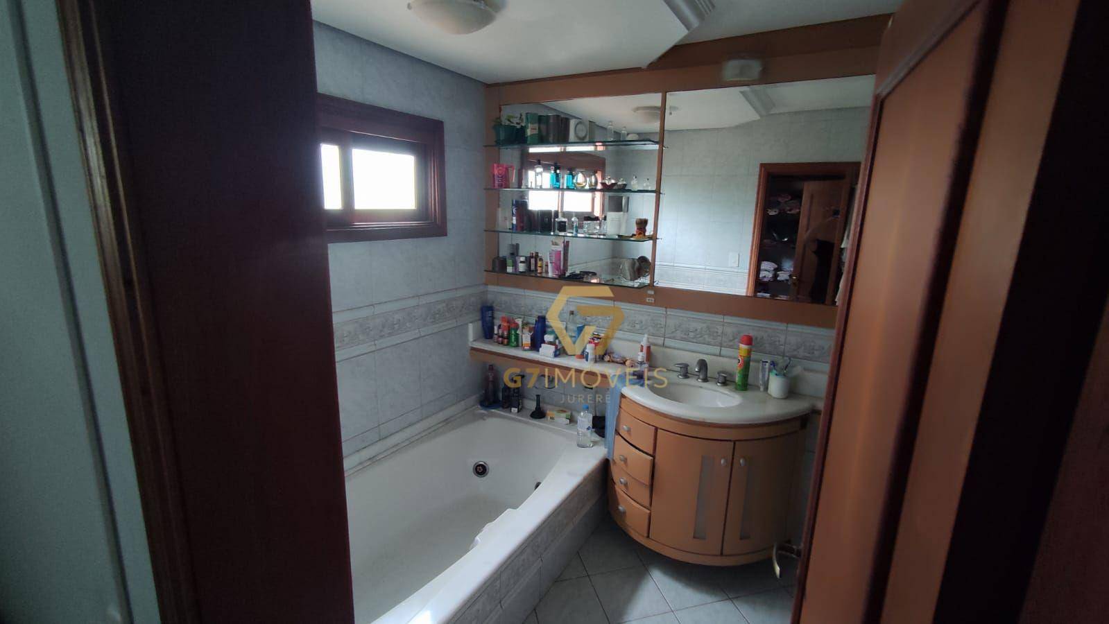 Casa à venda com 7 quartos, 439m² - Foto 15