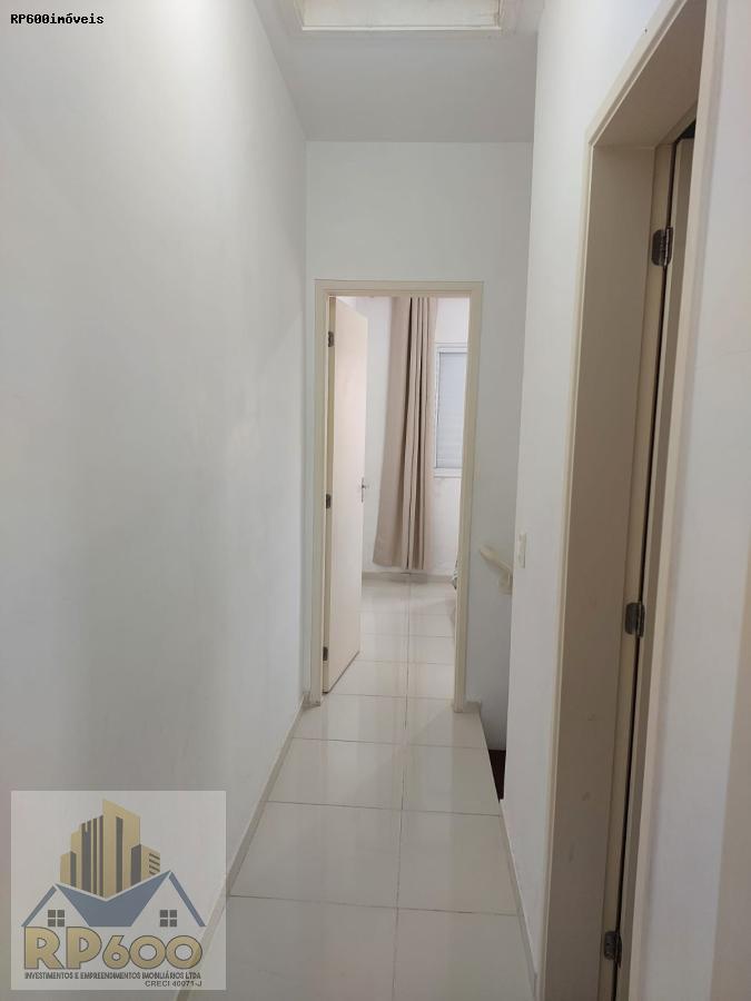 Casa à venda com 2 quartos, 60m² - Foto 10