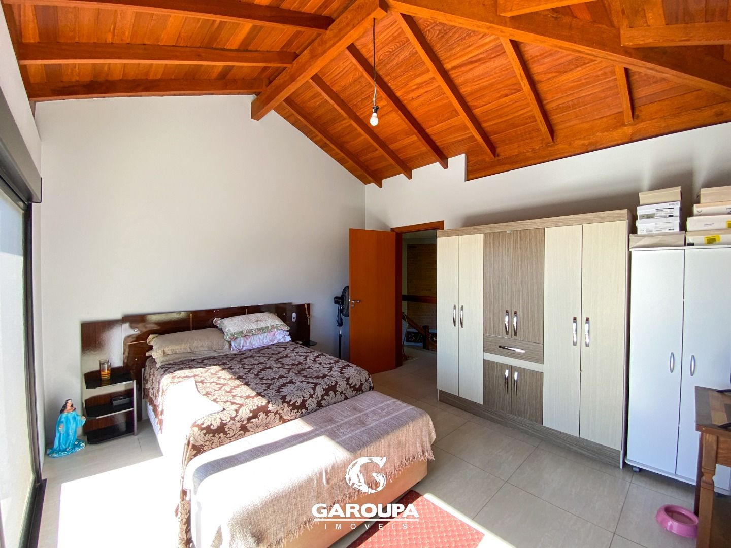 Casa à venda com 3 quartos, 255m² - Foto 23