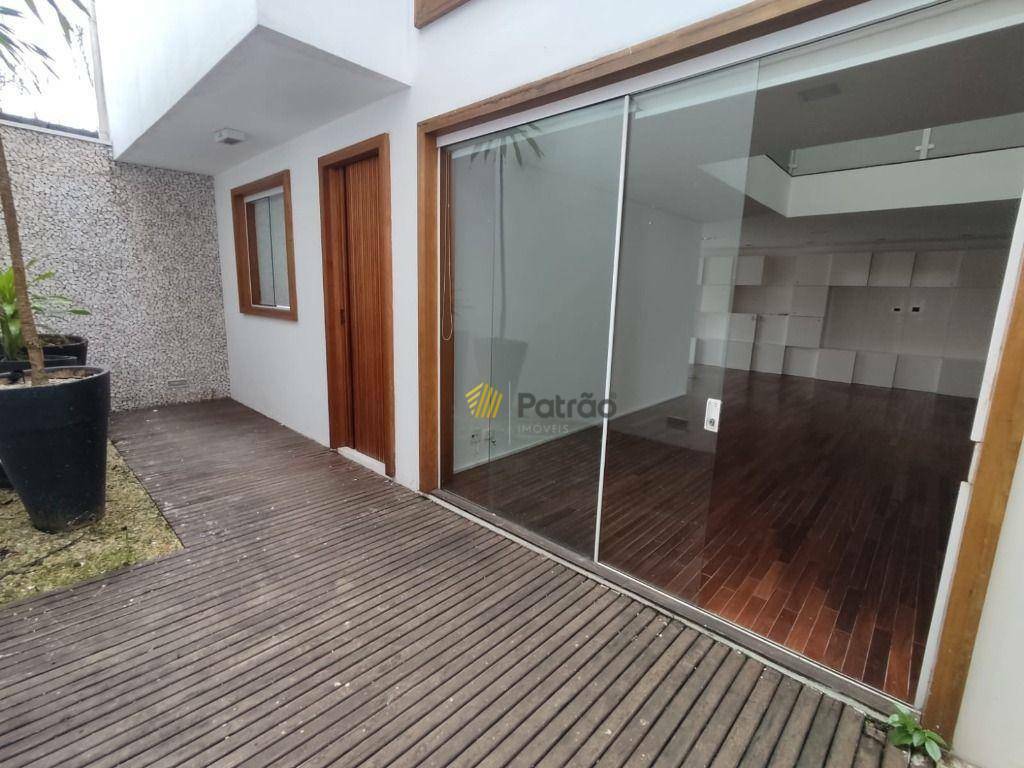 Sobrado à venda com 3 quartos, 500m² - Foto 59